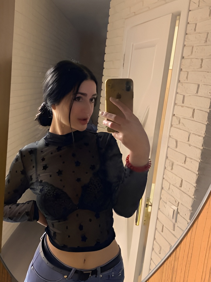 Алла привлекальеная девушка из Северской цена от 3000 руб