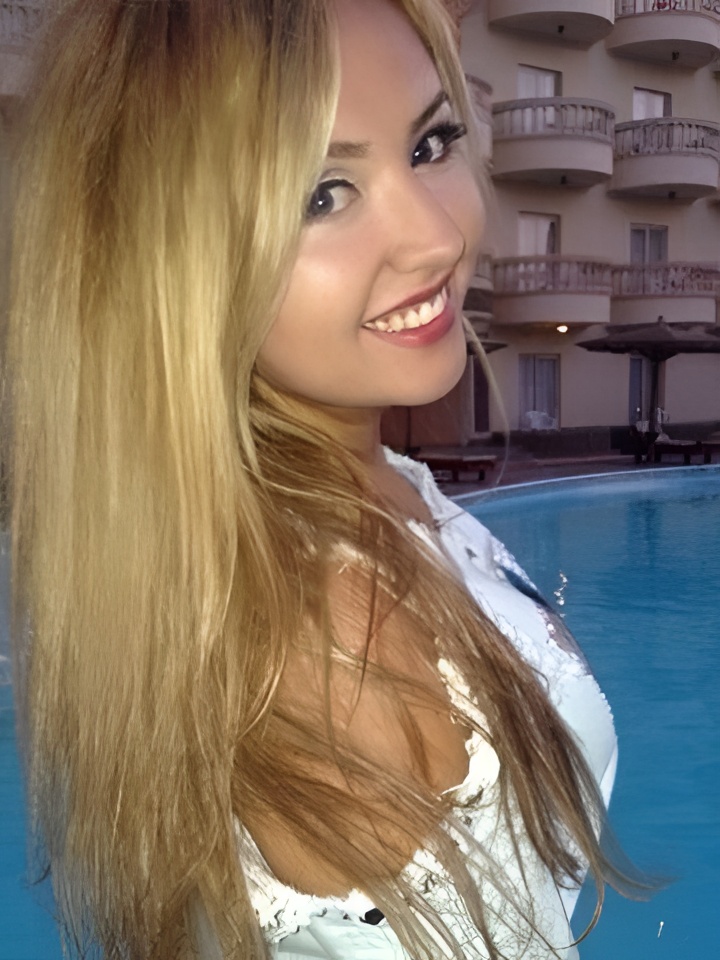 Елизавета привлекальеная девушка из Северской цена от 4000 руб