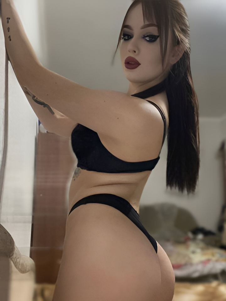 Эмиля привлекальеная девушка из Северской цена от 1500 руб