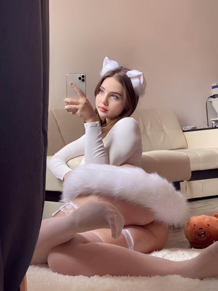 Индивидуалка Флора, доступна для личного знакомства от 3000 руб