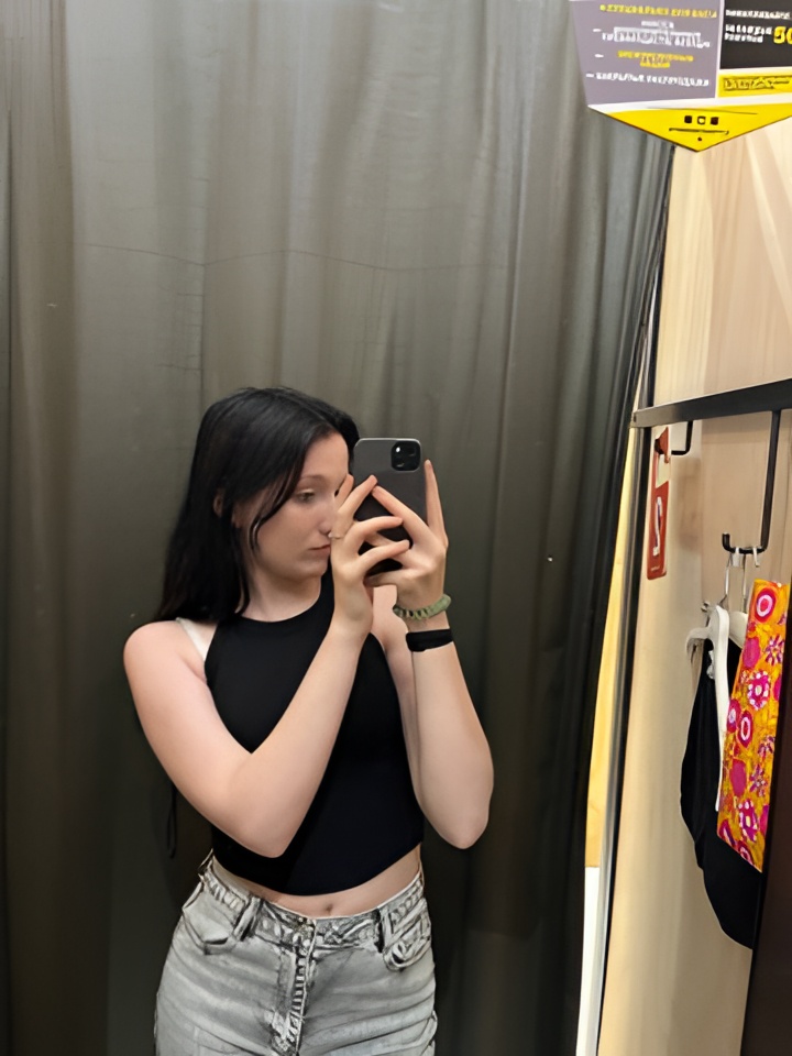 Лина привлекальеная девушка из Северской цена от 2000 руб