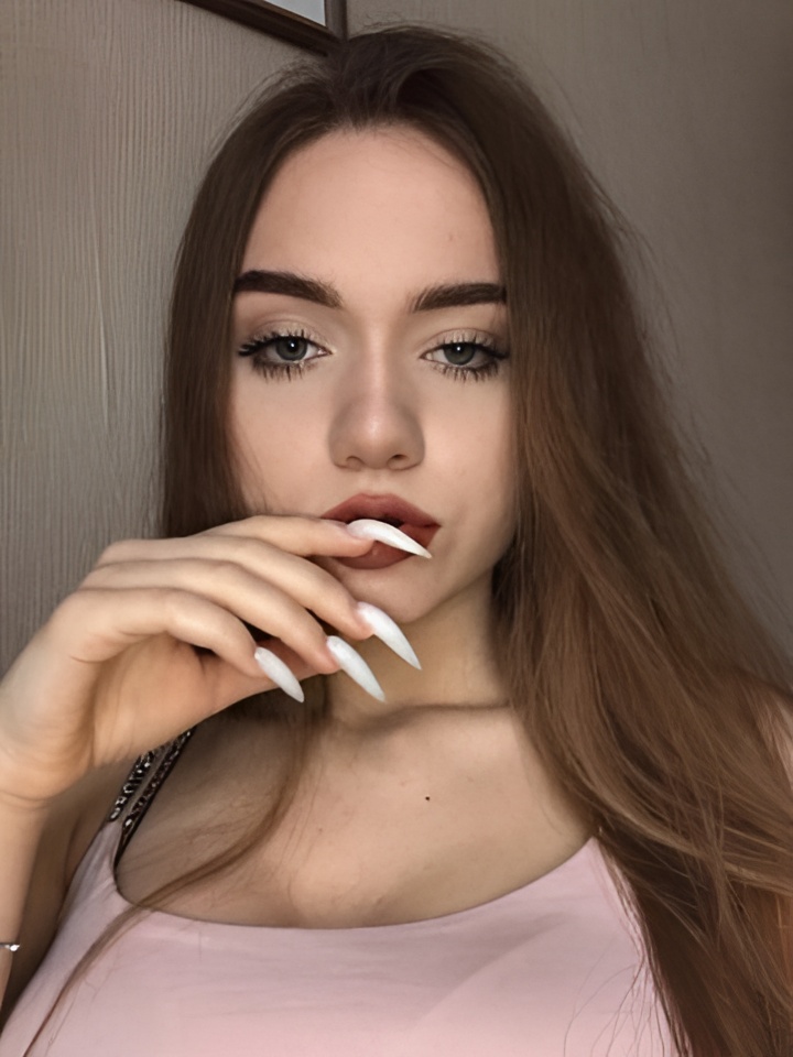 Наташа привлекальеная девушка из Северской цена от 1500 руб