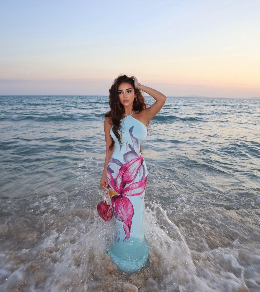 Анита привлекальеная девушка из Северской цена от 4000 руб