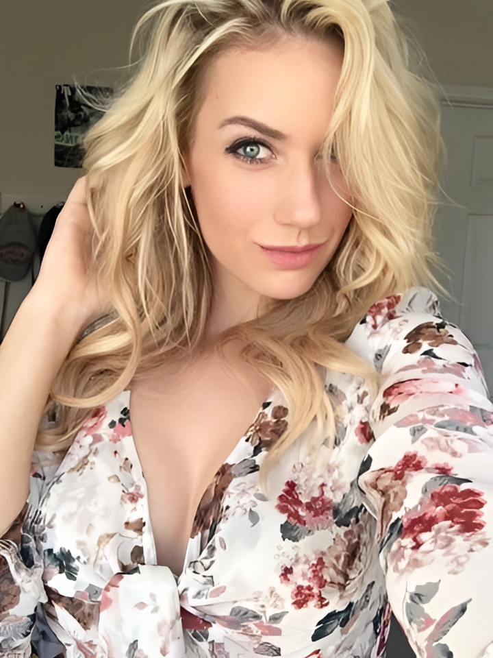 Индивидуалка Лиза, доступна для личного знакомства от 2500 руб