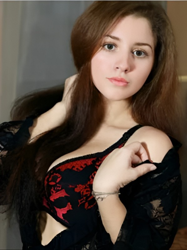 Анюта привлекательная девушка из Северской цена от 2000 руб