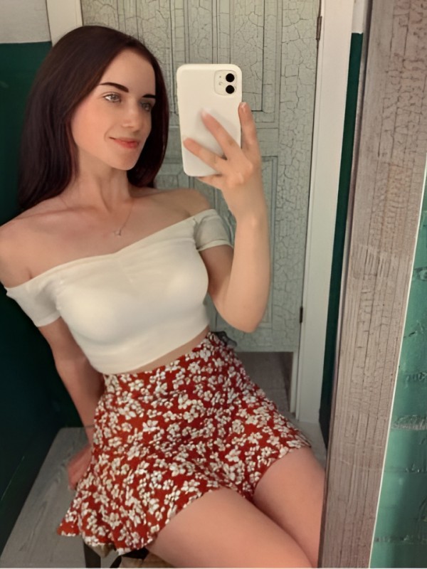 Фатима привлекательная девушка из Северской цена от 3000 руб