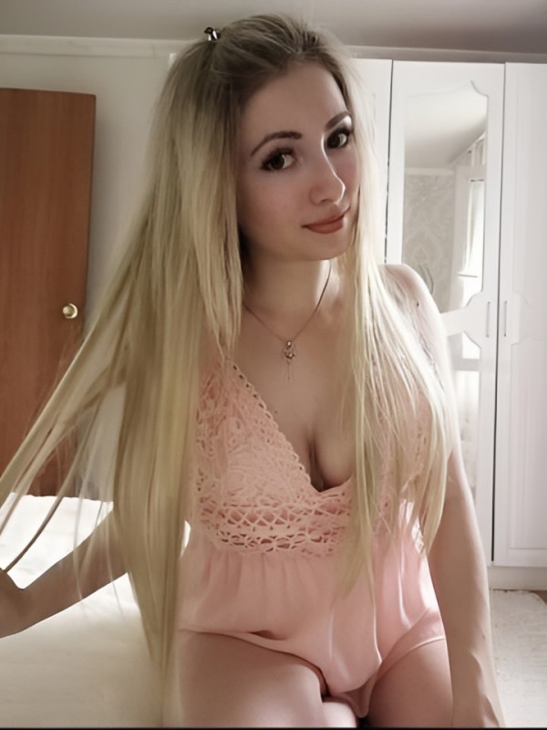 Лейла привлекательная девушка из Северской цена от 10000 руб