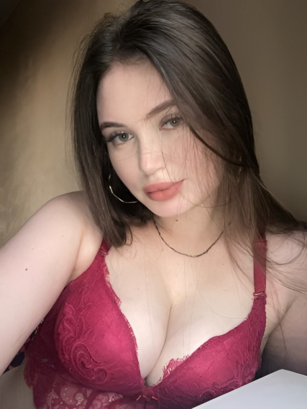 Майя привлекательная девушка из Северской цена от 2000 руб