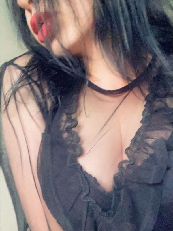 Регина привлекательная девушка из Северской цена от 3000 руб