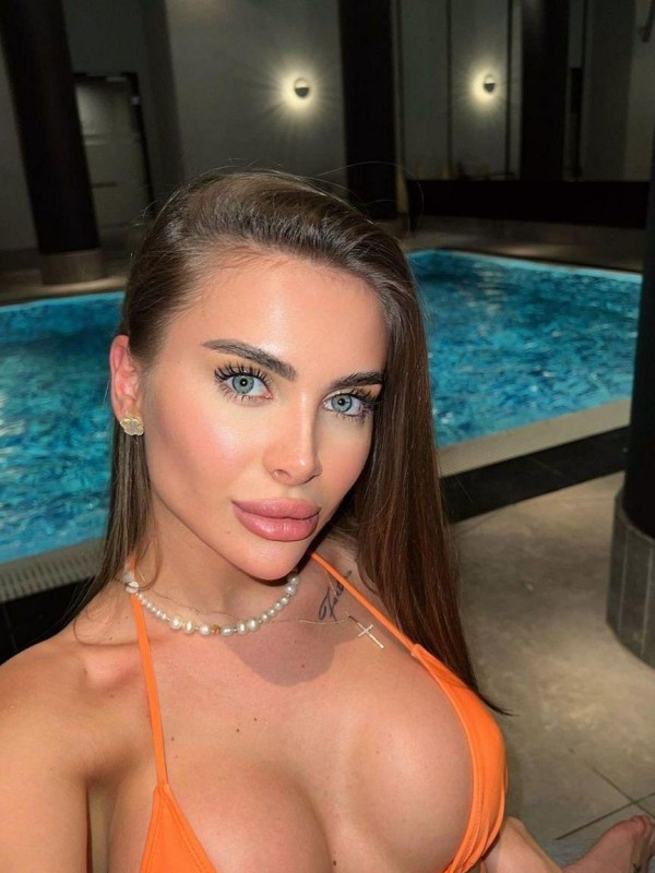 ЯНА привлекательная девушка из Северской цена от 5000 руб