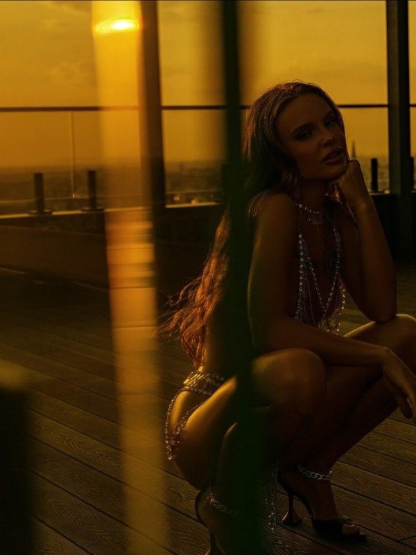 Эмма привлекательная девушка из Северской цена от 7000 руб